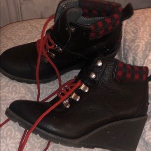 Sperry Black Heeled Boots